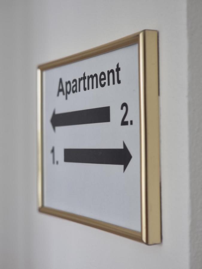 Spacious Apartment Near Hockey And Football Arena Bratislava Eksteriør bilde